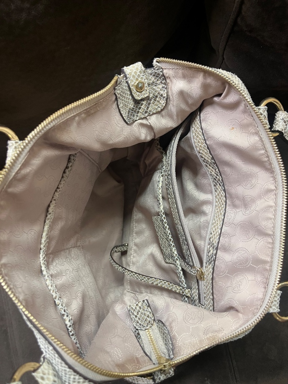 Michael Kors Purse - Picture 5 of 5